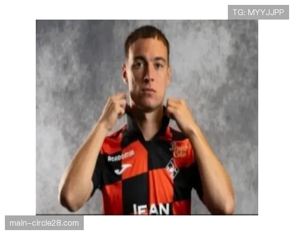 特写:洛里昂新星边锋,他场均19.3公里的跑动是快速转换的引擎 特写:洛里昂新星边锋,他场均19.3公里的跑动是快速转换的引擎