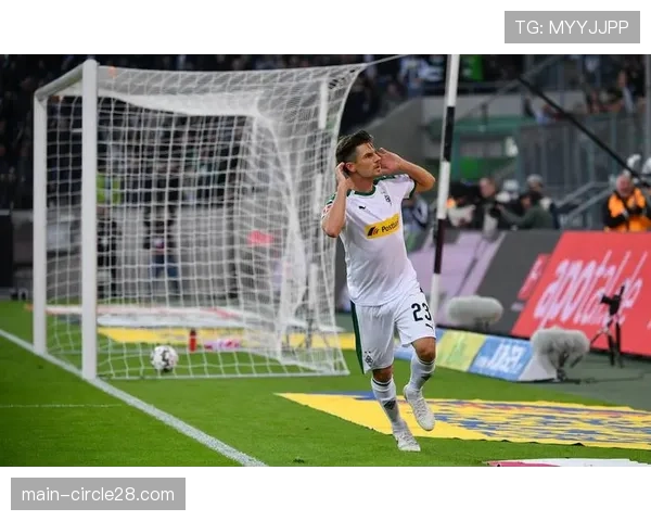 评论:高位压迫盛行,德甲中下游球队依赖反击求生 评论:高位压迫盛行,德甲中下游球队依赖反击求生